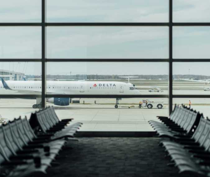 Major U.S. Airline Hit by Widespread Flight Disruptions
