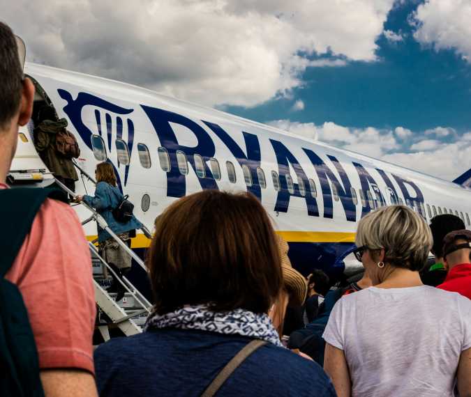 Ryanair is cancelling flights to holiday hotspots affecting 6 countries