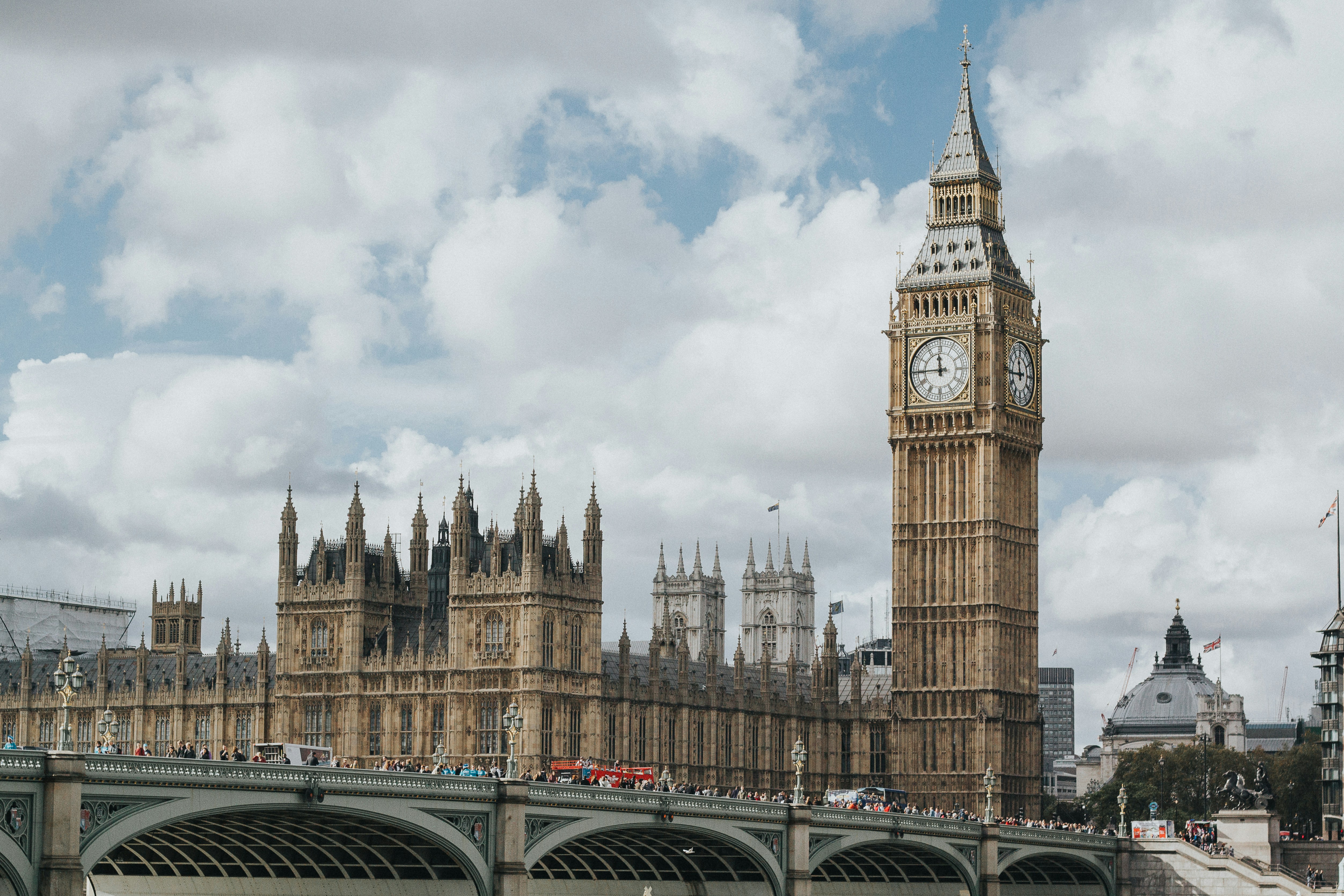 UK updates travel advice for UAE as US-Iran war tensions escalate