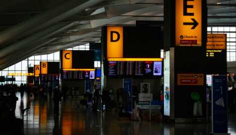 UK airports update as 279 flights cancelled on Wednesday