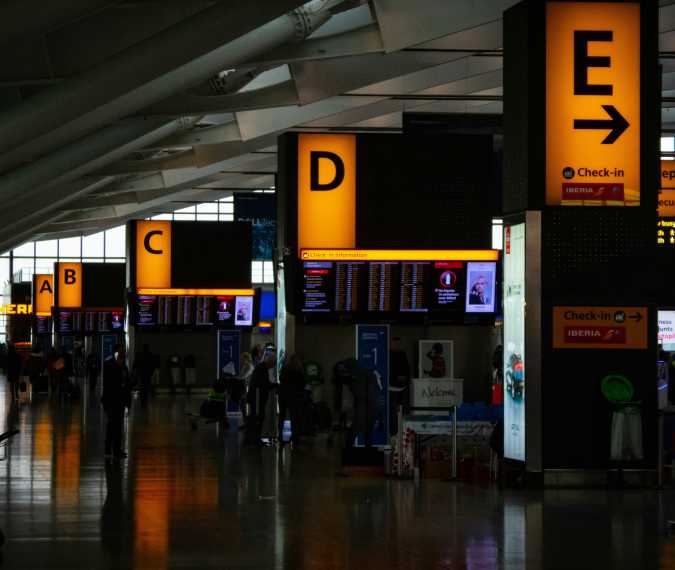 UK airports update as 279 flights cancelled on Wednesday