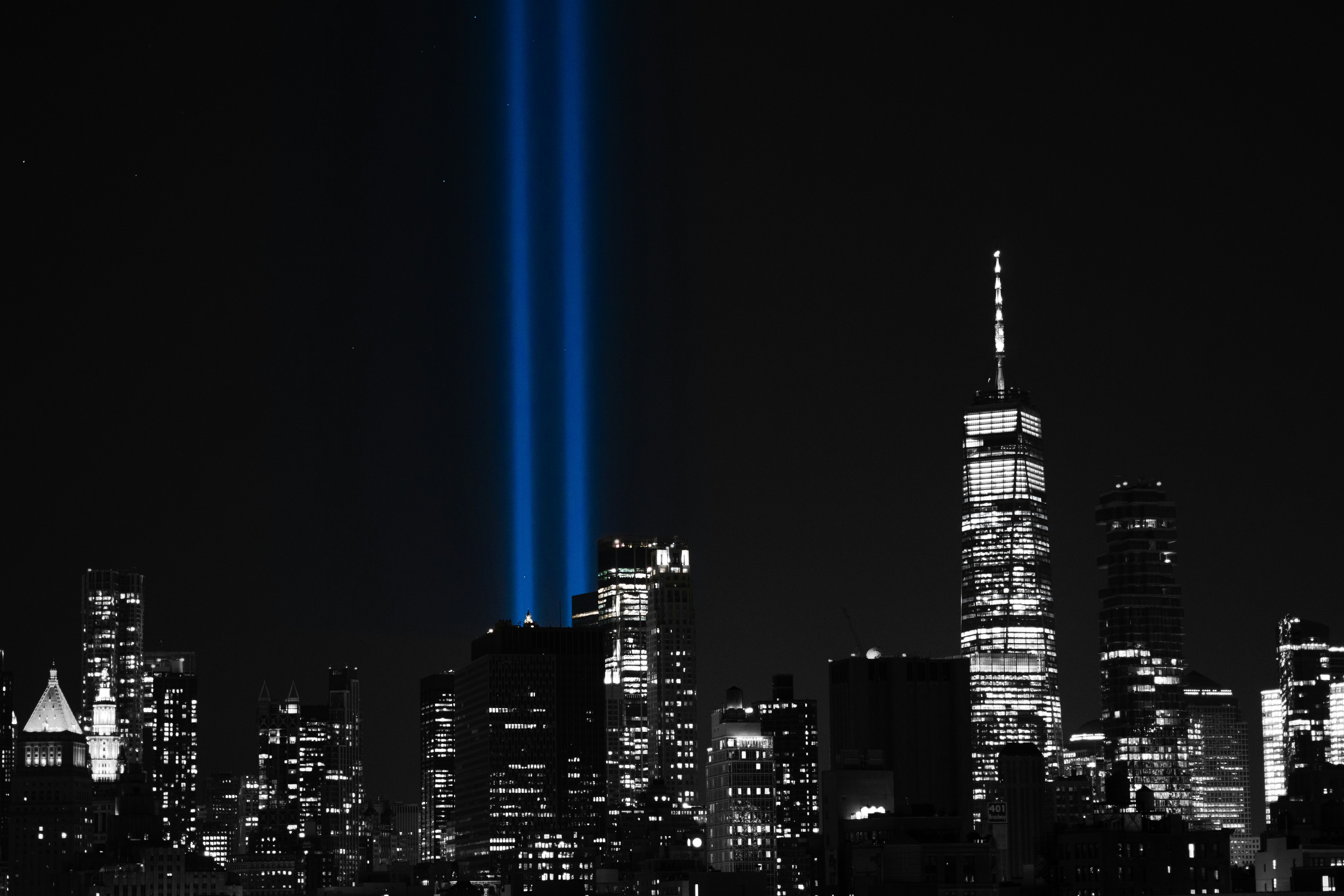2,977 Lights Honor 9/11 Victims Above New York Harbor