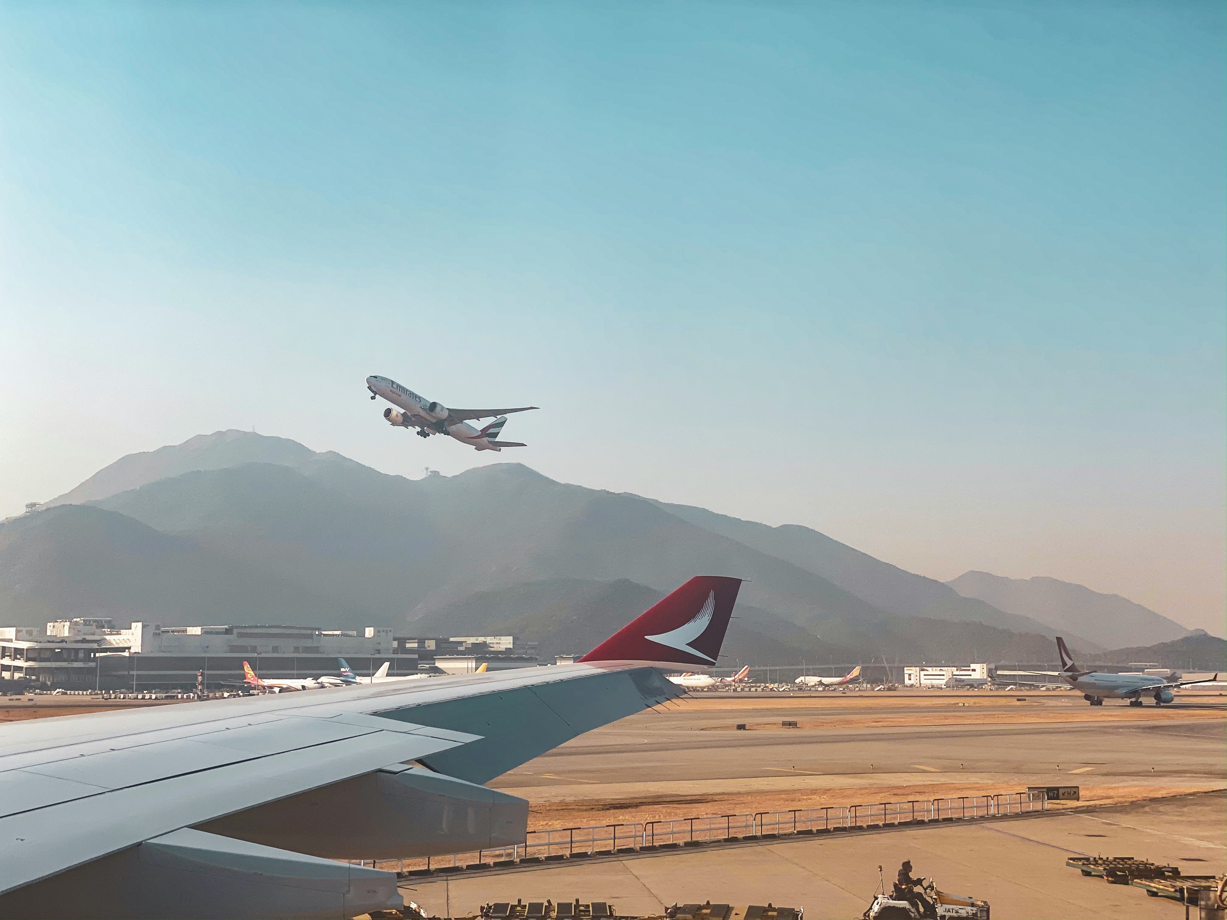 Major European airline announces further flight cancellations to Dubai