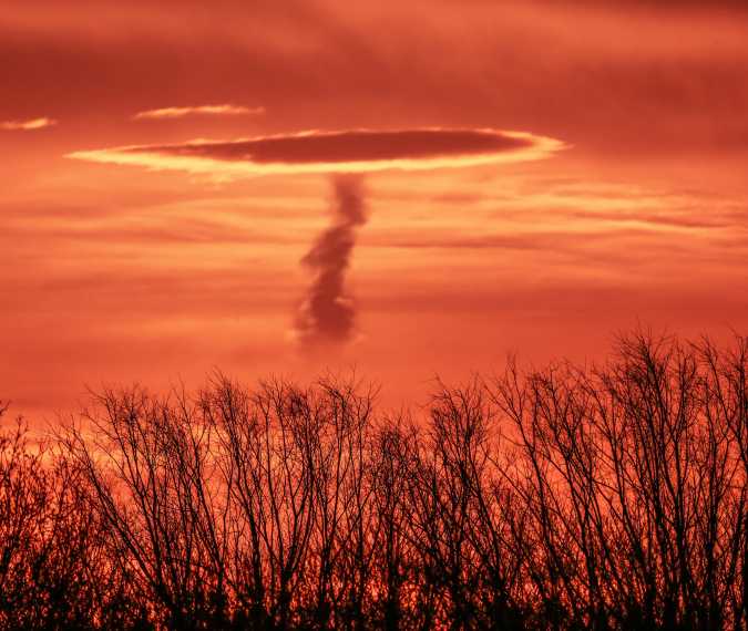 Two crucial things to do in first 45 minutes of nuclear attack to give yourself best chance of survival