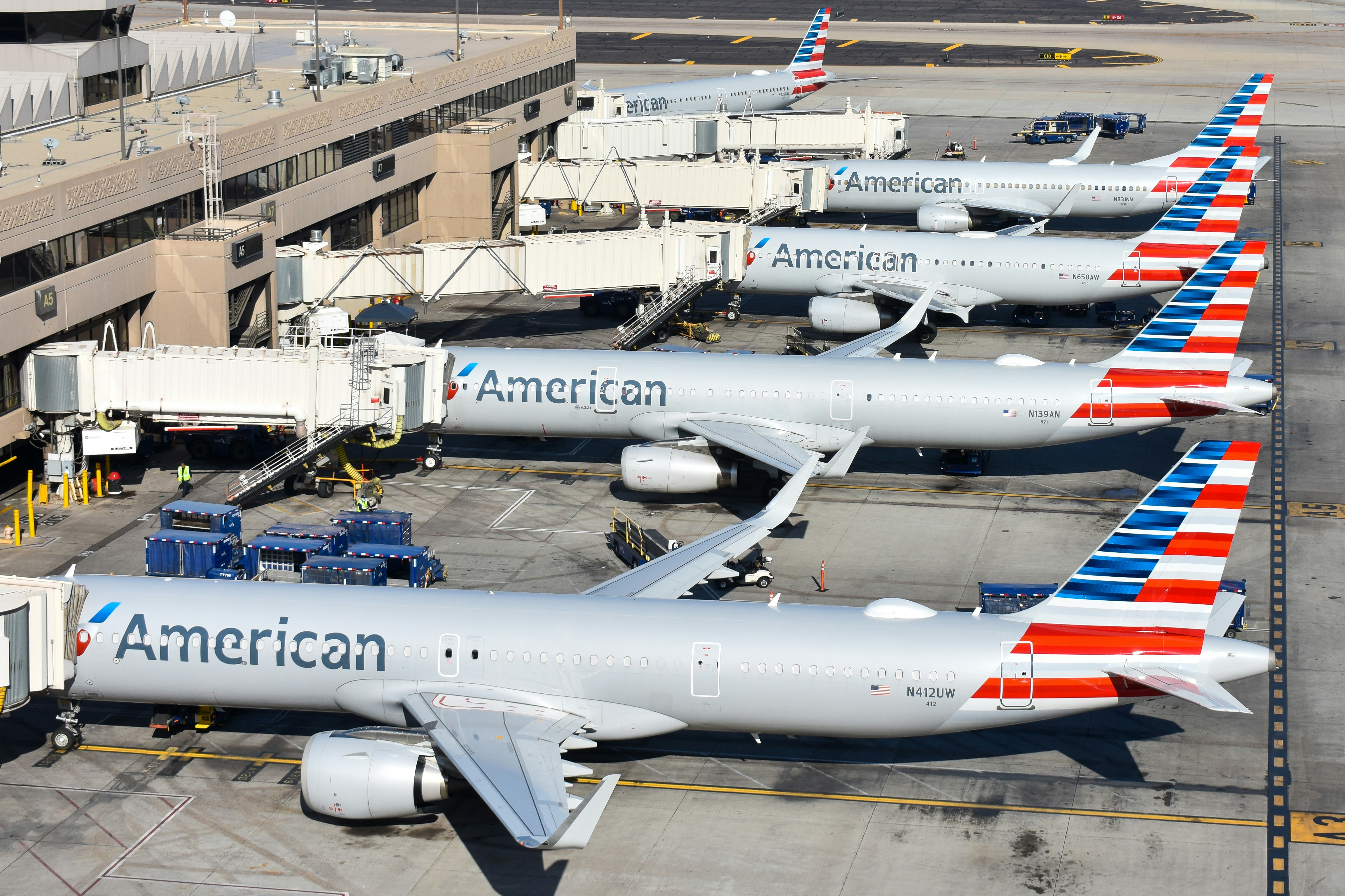 American Airlines pilot shared screenshot of salary — and people’s jaws are on the floor