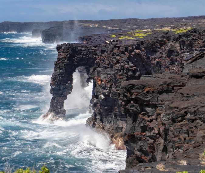 Hawaii’s iconic Hōlei Sea Arch landmark collapses into ocean after 500 years