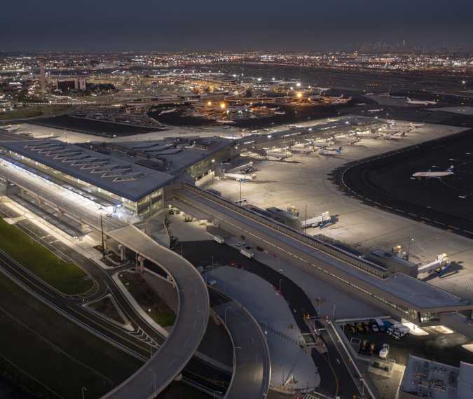 Newark airport is replacing its 1996 monorail with a $3.5 billion AirTrain