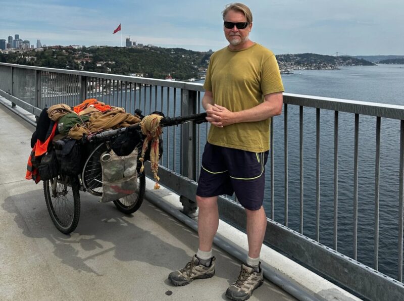 British man who has been walking around the world for 28 years finally arrives back in UK