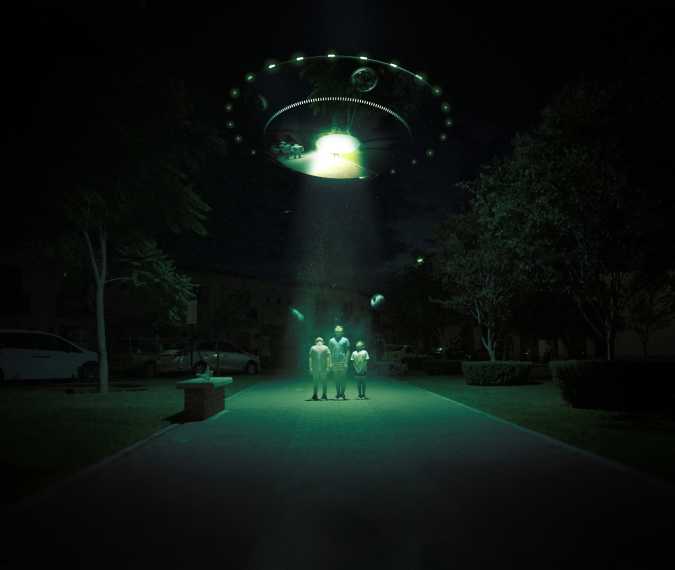Aliens could reach Earth in 16 days, says Harvard professor