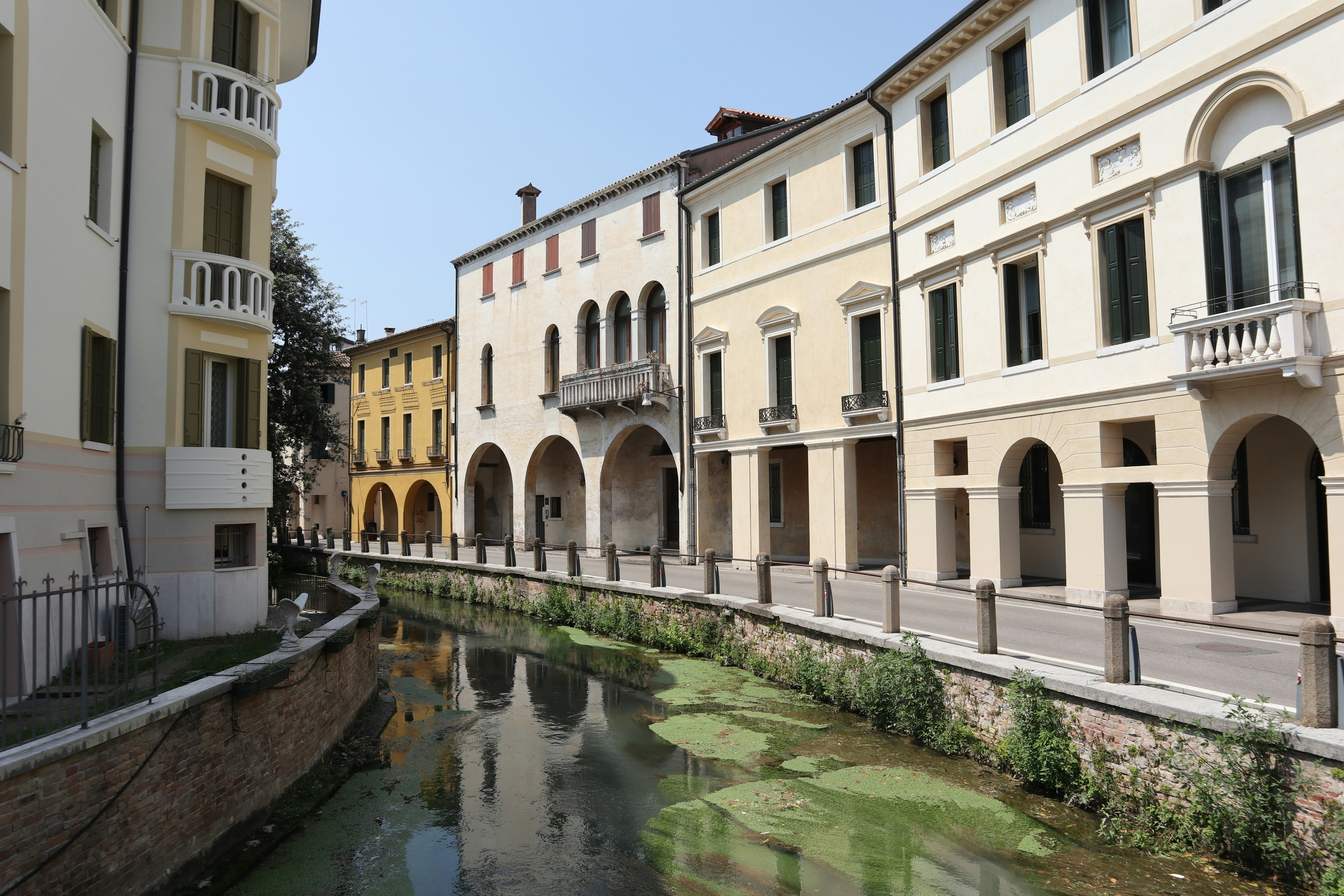 This Italian City Is an Affordable Alternative to Venice—and It Has Gorgeous Canals, Charming Markets, and Few Crowds