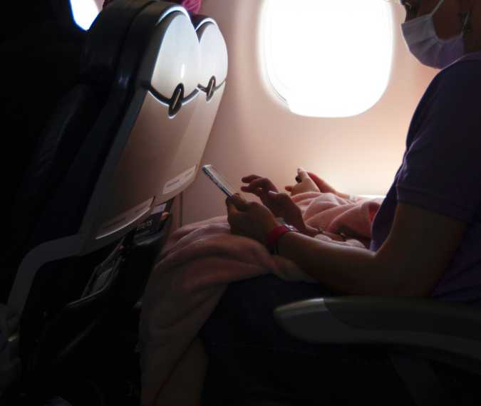 Can You Take the Airplane Blanket Home? Here’s What Flight Attendants and Frequent Fliers Say