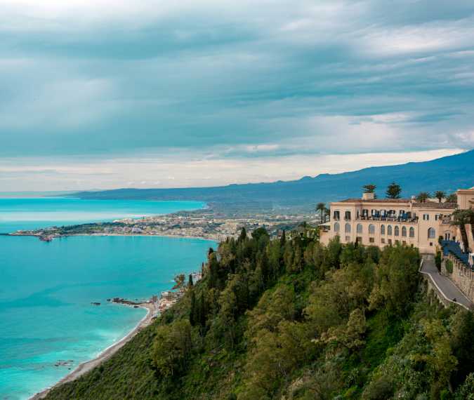 Sicily earthquakes live: Tsunami warning for Italy after 12 quakes near Palermo