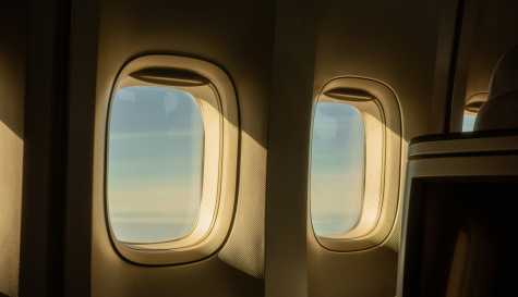 I Paid for a Window Seat, but the Middle Seat Passenger Closed the Shade—Who Actually Gets to Control It?