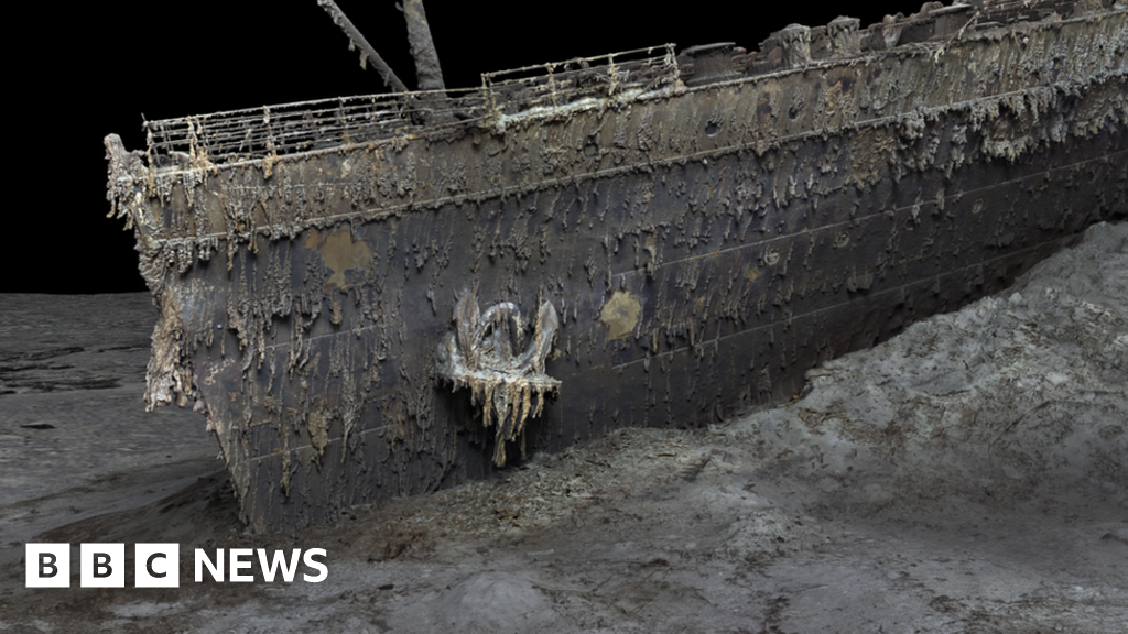 Scan of Titanic reveals wreck as never seen before
