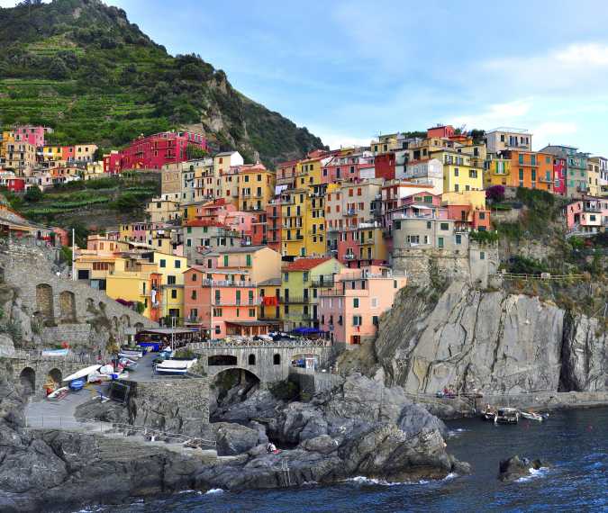 The most romantic walk in the world: Italy's Path of Love reopens after  more than a decade